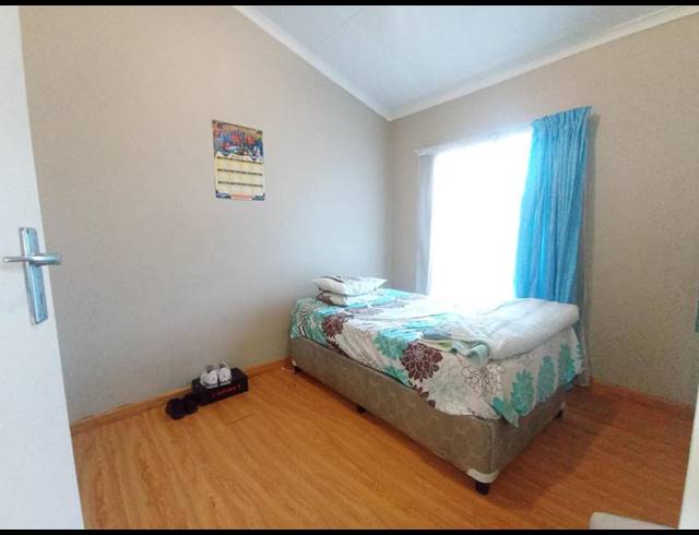 3 BEDROOM PROPERTY TO RENT IN FLORIDA LAKE